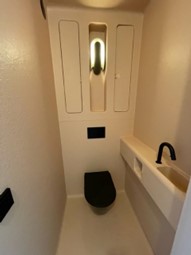 De voordelen van een polyester badkamer!
